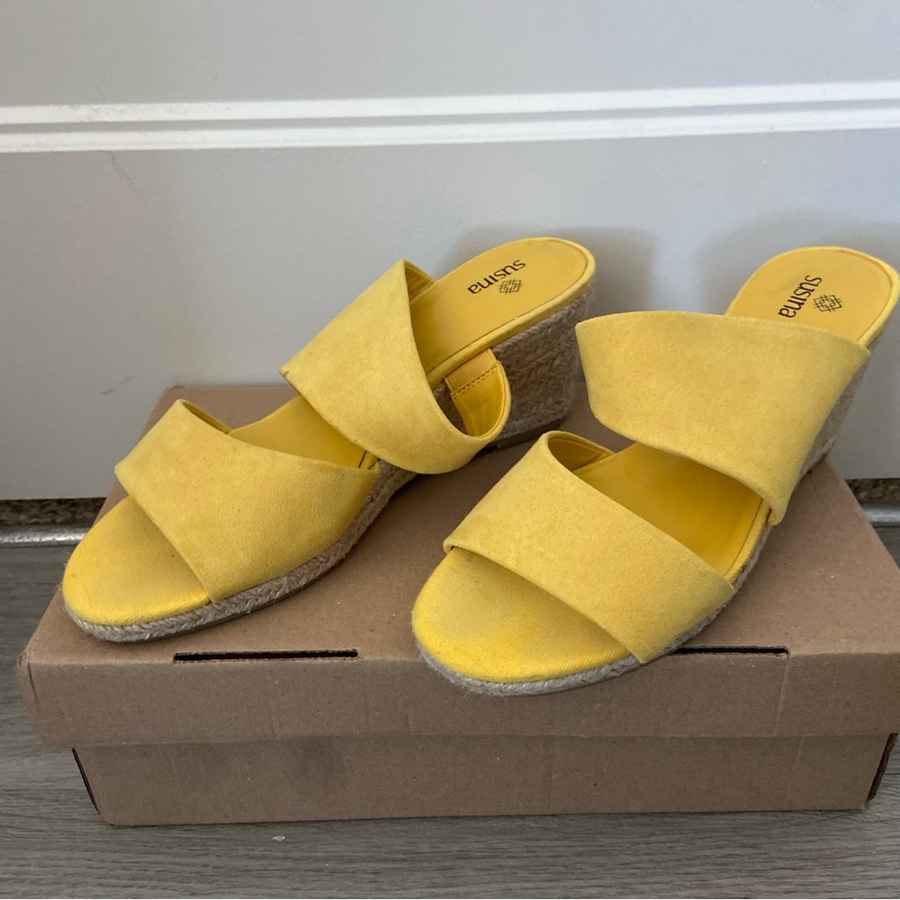 Yellow wedge heels
